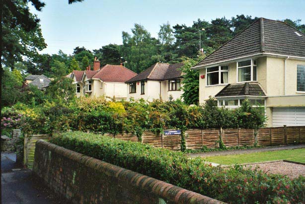 england005.jpg - 70714 Bytes