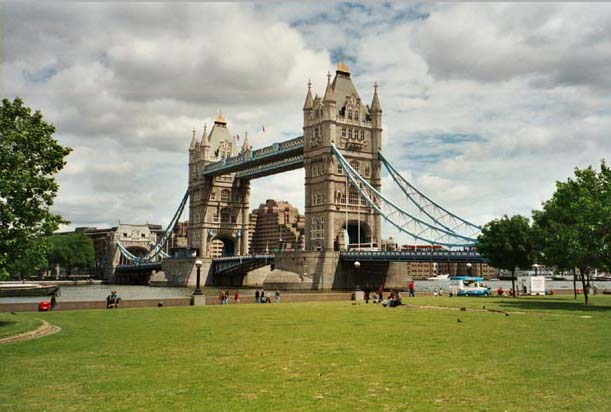 england086.jpg - 47423 Bytes