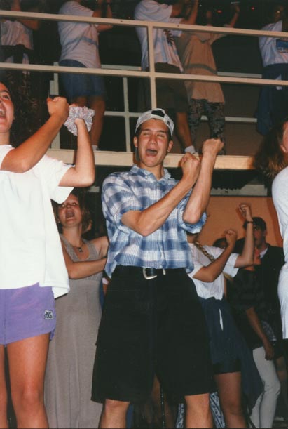 UWP_WiM13.jpg - 38231 Bytes